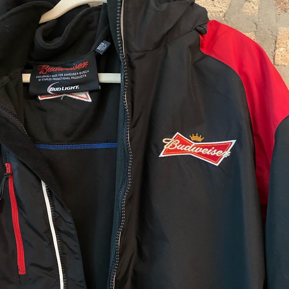 COPY - Authentic Budweiser Men’s Puffer Coat - Picture 4 of 6